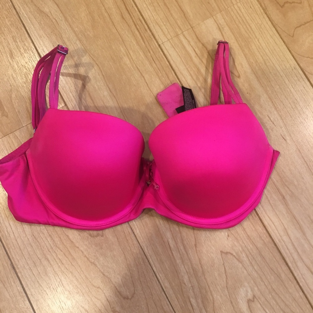 Victoria’s Secret very sexy balconet bra 36D
